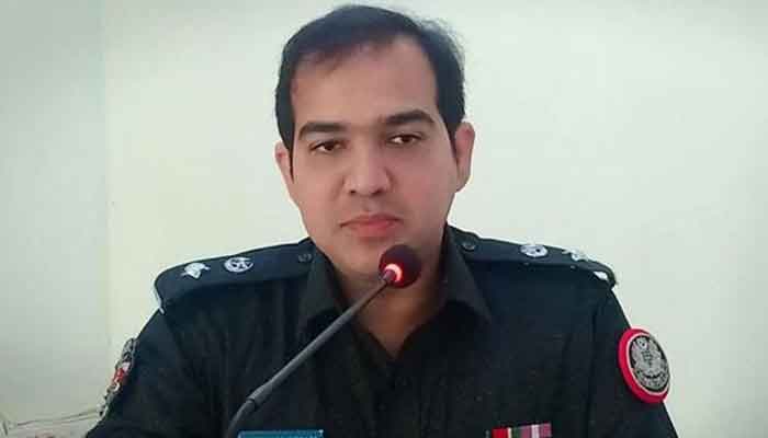 SSP Shikarpur Rizwan says life in danger, blames provincial minister in letter to IGP