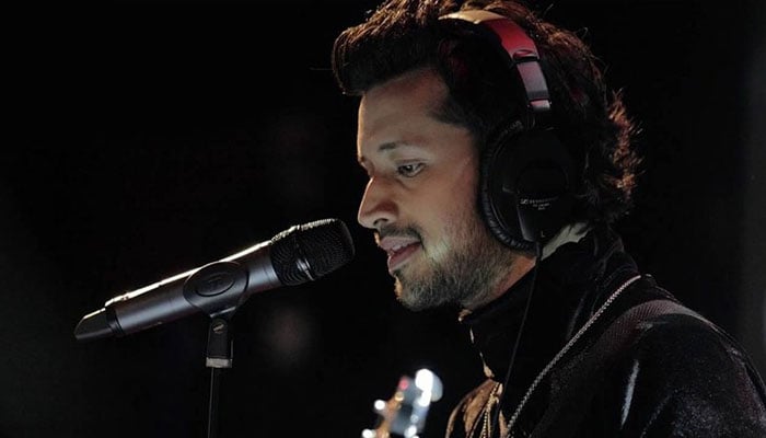 Atif Aslam’s London concert marred by mismanagement 