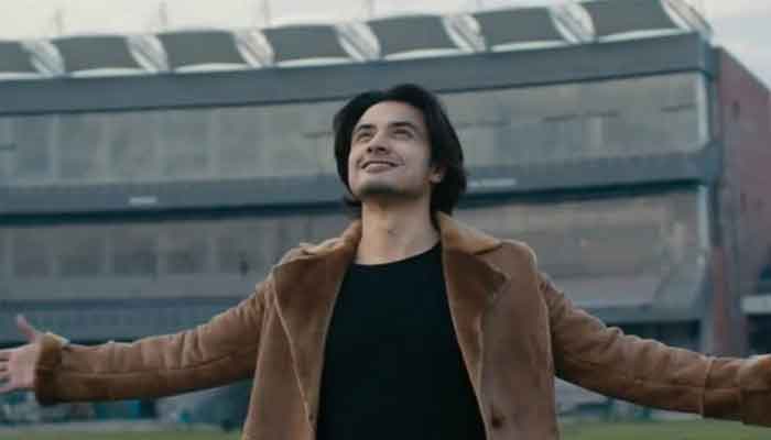 Ali Zafar's PSL song 'Mela Loot Liya' hits 3 million views 