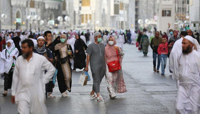 Coronavirus outbreak: Saudi Arabia closes schools and universities