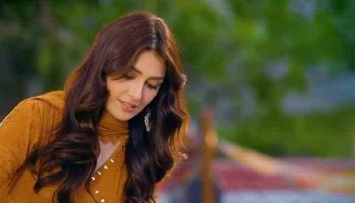 Ayeza Khan shares first look of her new drama serial on Geo 
