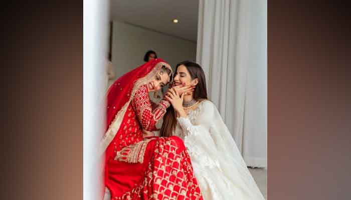 Saboor Ali shares an endearing post for sister Sajal Ali on her wedding 