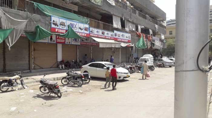 Life in vibrant Karachi slows to a sputter after provincial govt's partial lockdown