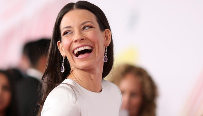 Evangeline Lilly slammed for refusing to self-quarantine as coronavirus escalates