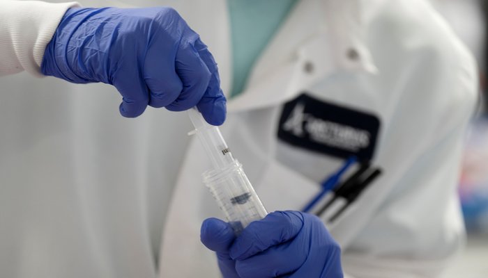 Russian scientists begin testing of coronavirus vaccines