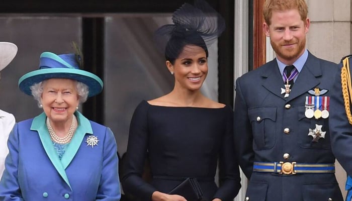 Prince Harry, Meghan ‘desperately hoping’ to visit the Queen in summer