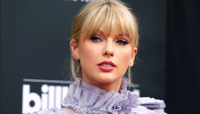 Taylor Swift responds to fans over Kanye West phone call leak 