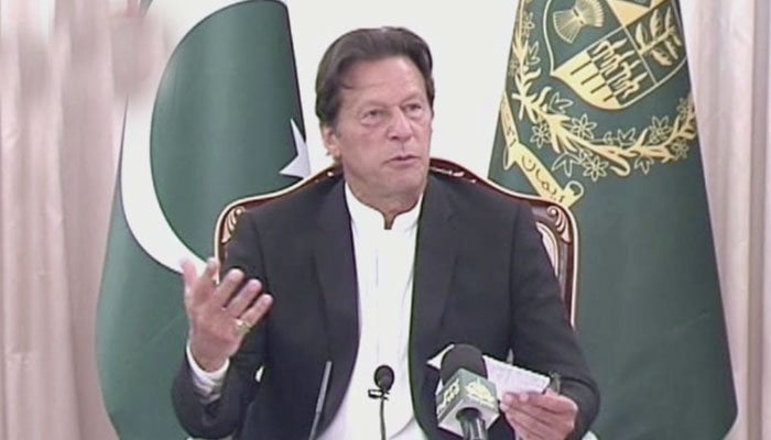 Fuel prices fall, stipend approved for daily earners as PM Imran unveils Rs1.2tr virus relief package
