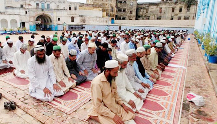 Coronavirus outbreak: Sindh government limits congregational prayers to five people till April 5
