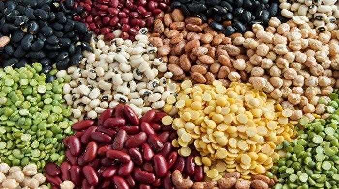 Sindh lockdown leads to increase in prices of essential food items by 20%