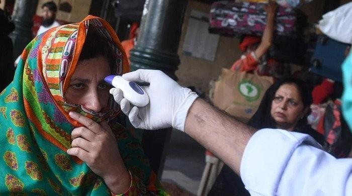 Pakistan on the edge of the precipice