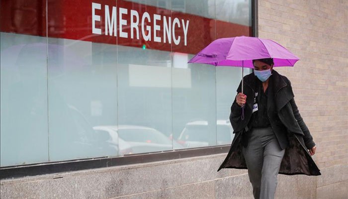 US faces 'really bad' week as coronavirus deaths spike