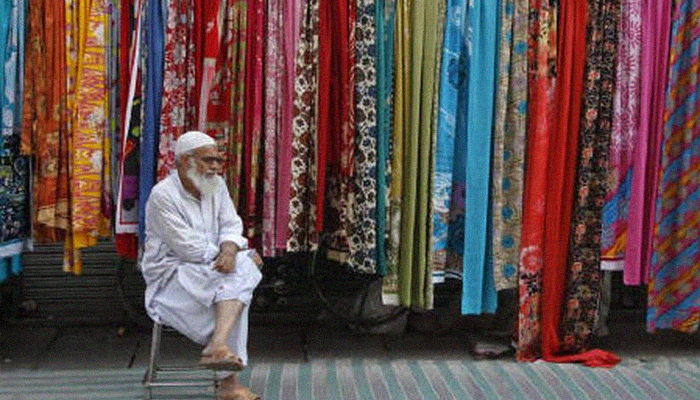 Mired in lockdown economic woes, Pakistani textile magnate warns of mass layoffs