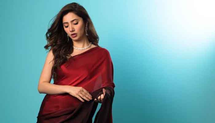 Mahira Khan to go live on Instagram 