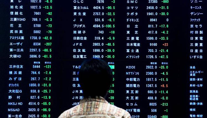 Asian markets mostly down as traders fret over virus
