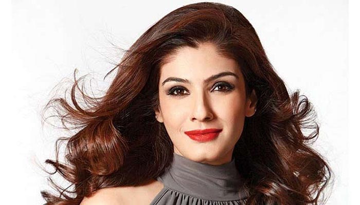 Raveena Tandon embarrasses daughter on the streets of New York: WATCH 