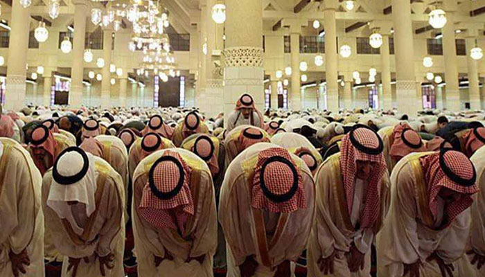 Coronavirus: Saudi Arabia to suspend taraweeh prayers in Ramazan