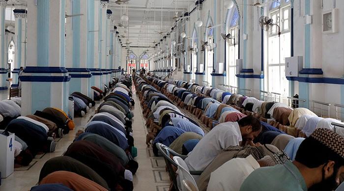 Religious leaders meet today to review Sindh govt’s decision to limit Friday prayer congregations