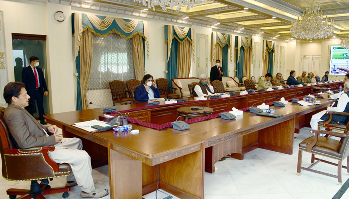 PM Imran stresses on accurate statistics, verifying cause of death in COVID-19 meeting