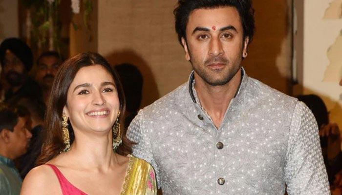 Alia Bhatt self-isolating with Ranbir Kapoor during COVID-19 outbreak?