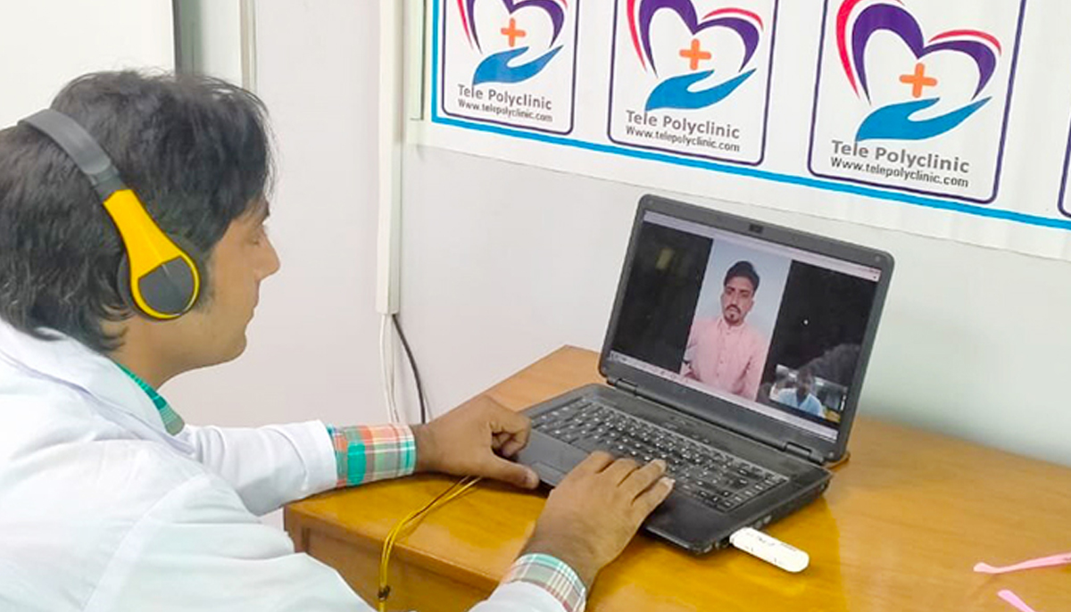 Dr Mujeeb Rehman founder of ‘Tele Polyclinic’ treating a patient via video chat. — Photo: Tele Polyclinic