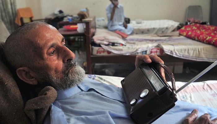 Dotage vs COVID-19: How Pakistan’s old age homes are coping with the outbreak