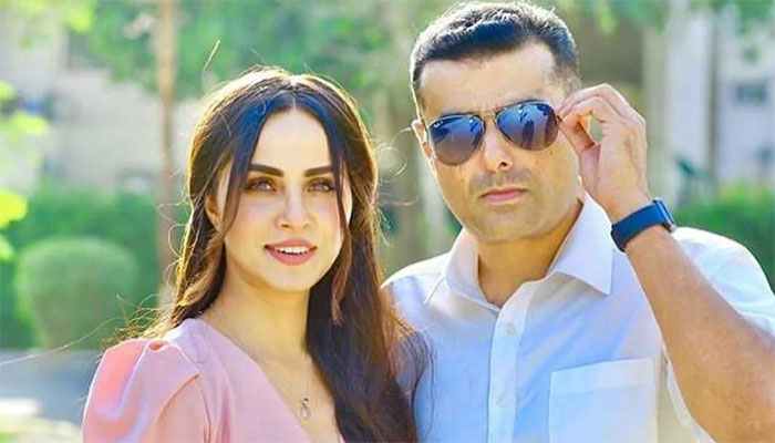 Nimra Khan shares loved-up selfie with husband