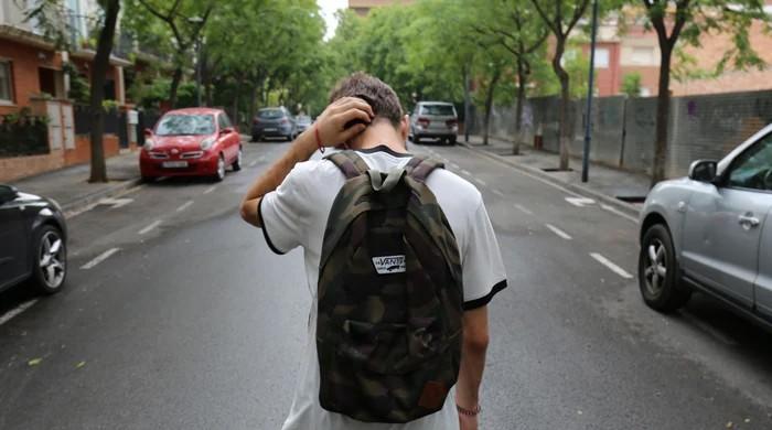 Several Pakistani students still stranded in Britain since COVID-19 lockdown