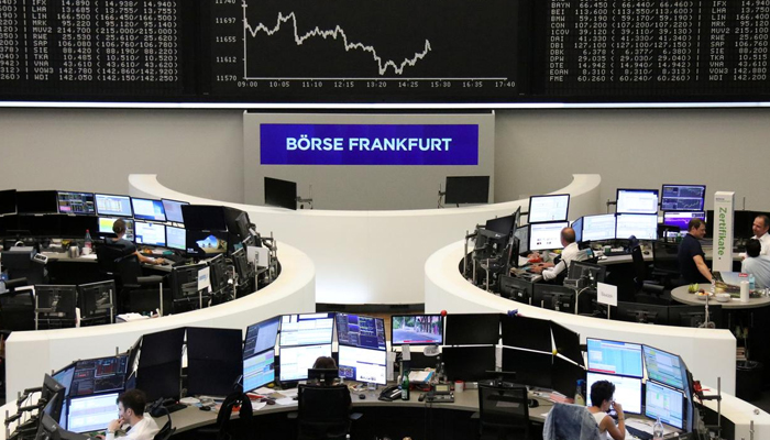 European stocks turn sour after bright start