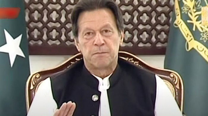 'We have to live with the virus,' says PM Imran while explaining ease in lockdown restrictions