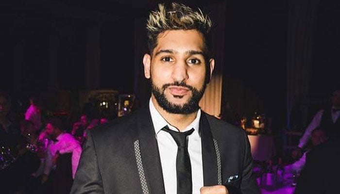 Boxer Amir Khan grieved over loss of lives in plane crash