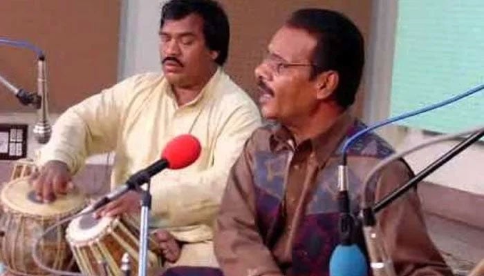 Musician Ejaz Qaiser dies in Faisalabad