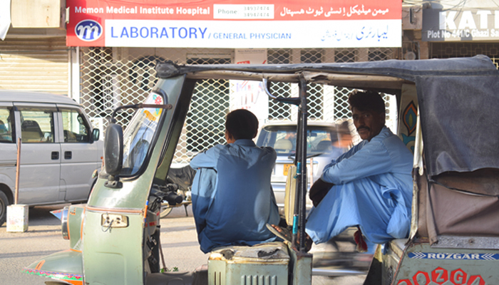 Coronavirus: Sindh says SOPs for public transport, ride-hailing apps ready
