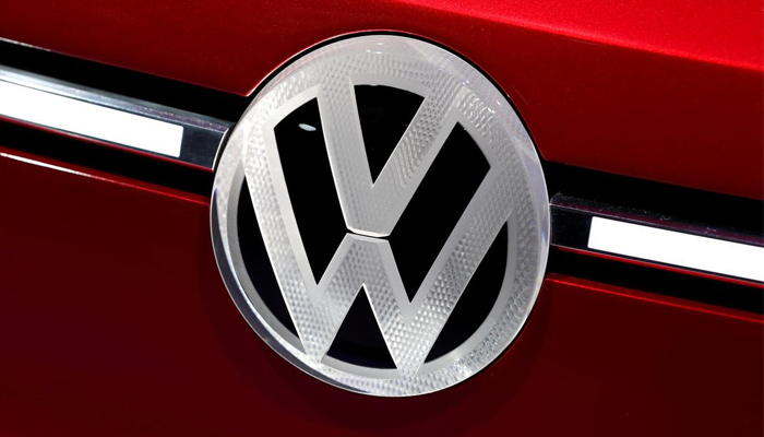 German car giant Volkswagen invests over $2bn in two Chinese companies