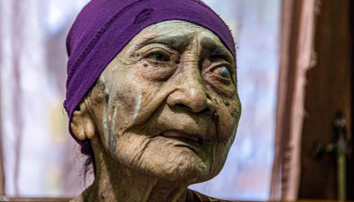 Recovery makes 100-year-old woman Indonesia's oldest survivor of coronavirus