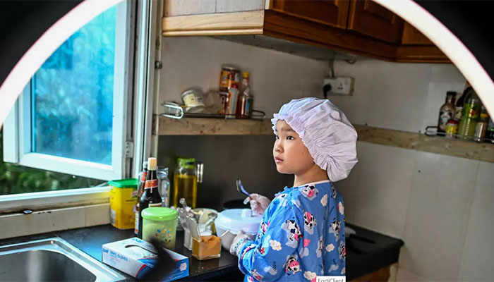 Coronavirus lockdown: Myanmar's 'Little Chef' charms audience with cooking classes