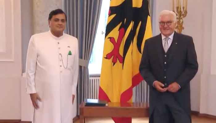 New Pakistan envoy presents diplomatic credentials to German president