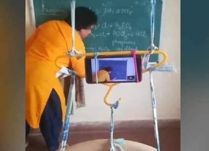 Going the extra mile: Indian chemistry teacher wins the internet with makeshift tripod