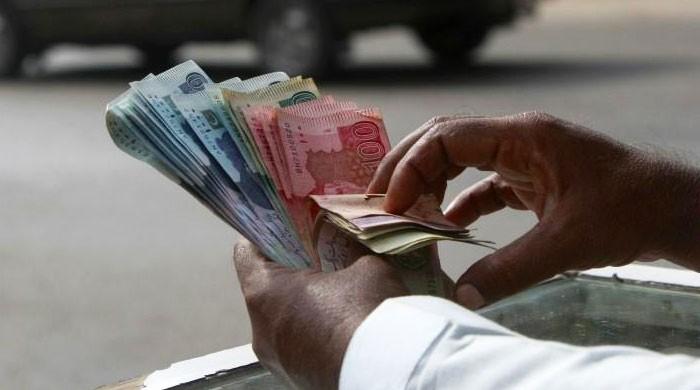 Flexible budget and stiff austerity