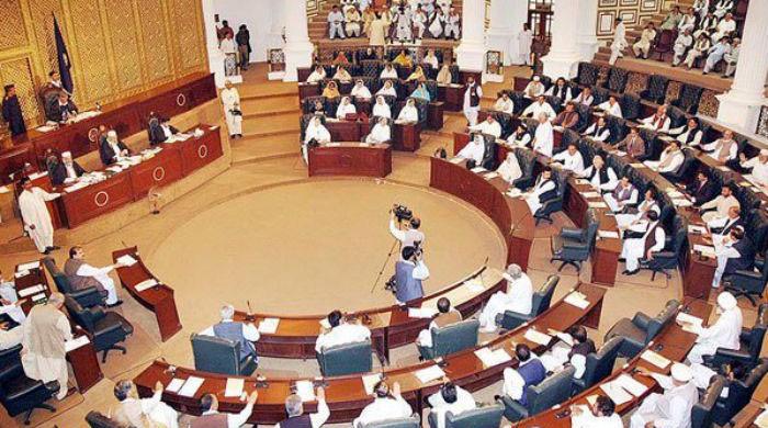 Budget 2020-21: KP government facing financial crisis, deficit of Rs53 billion