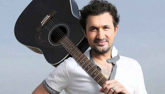 Singer Rahim Shah contracts coronavirus 