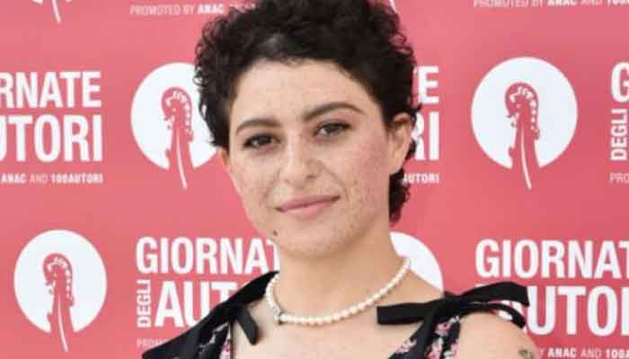 Brad Pitt and I are not dating: Alia Shawkat