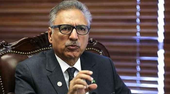 President Alvi formally approves Finance Bill 2020-21