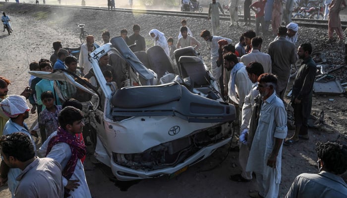 21 of Peshawar's Sikh community, one driver dead in train-van collision near Sheikhupura