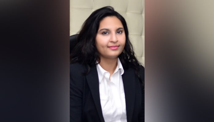 Nudrat Piracha becomes first Pakistani woman to earn prestigious law degree