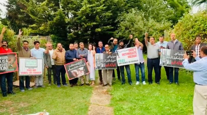 UK journalists hold protest for MSR's release UK journalists hold protest for MSR's release