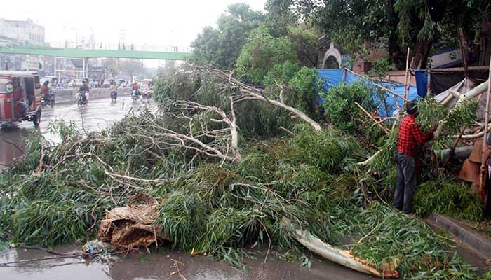 9 killed in Karachi as first spell of rain wreaks havoc in city