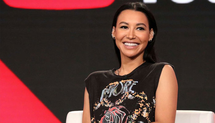 Sheriff claims ‘no signs of foul play’ amid search for Naya Rivera