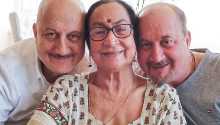 Anupam Kher’s mother Dulari, brother test positive for Covid-19