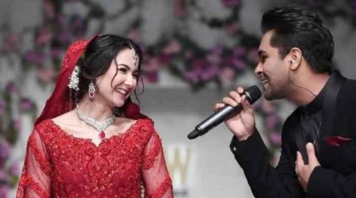 Asim Azhar Relationship